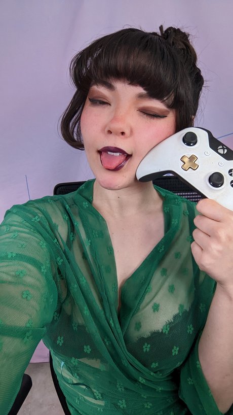 Elle pastelle star sexy galleries