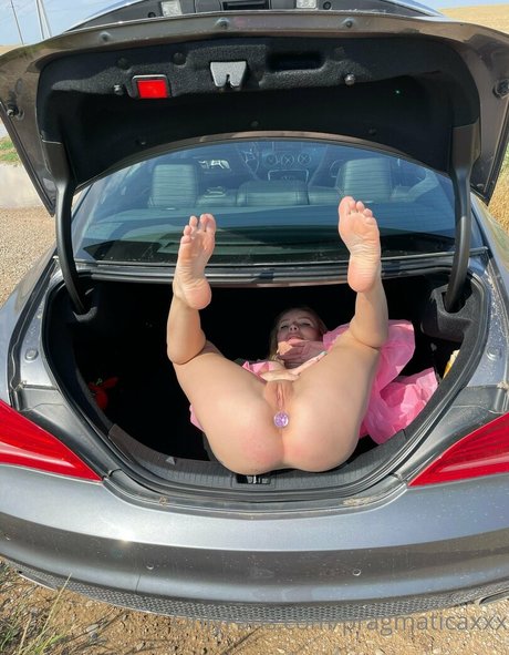 Pragmaticaxxx model xxx photos