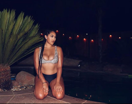 Kaitlyn OConor hot star images