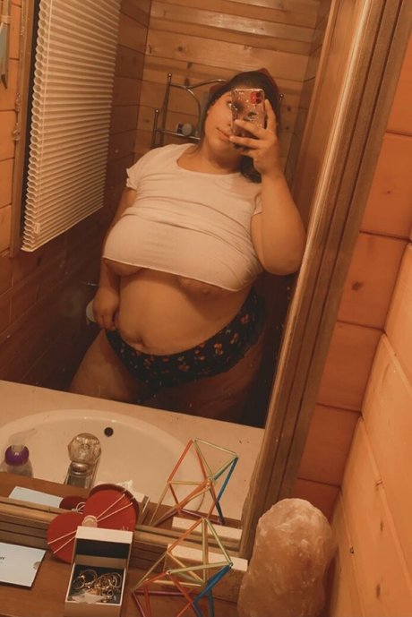 bbw essence xoxo model best picture