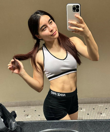 imnamipeaches high quality actress img