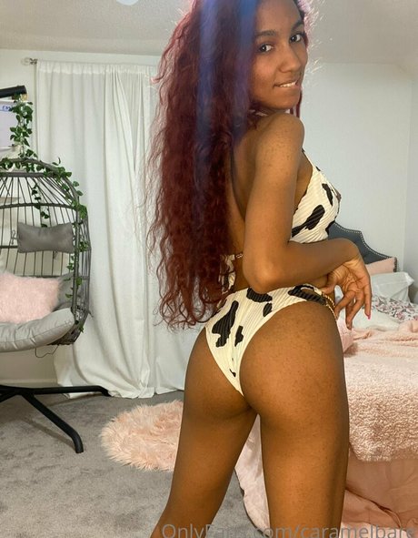 Caramel Bare beautiful actress picture