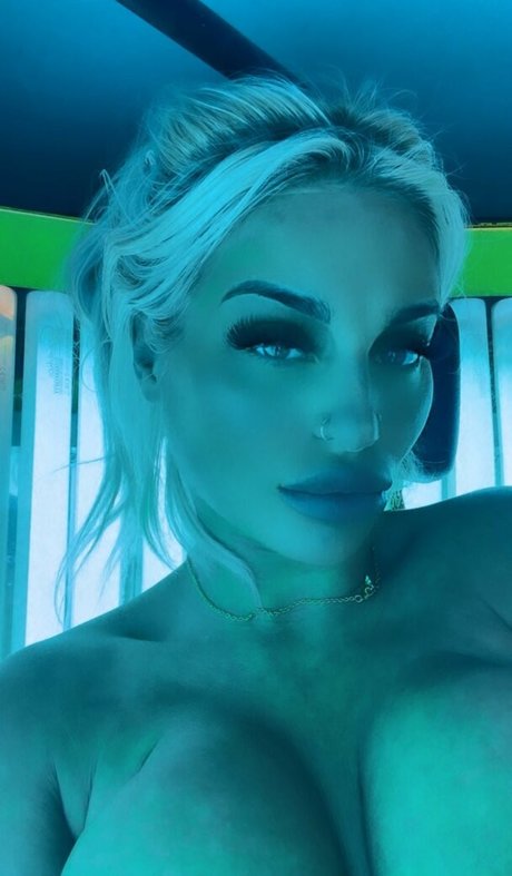 Cole0202971 beautiful actress pic