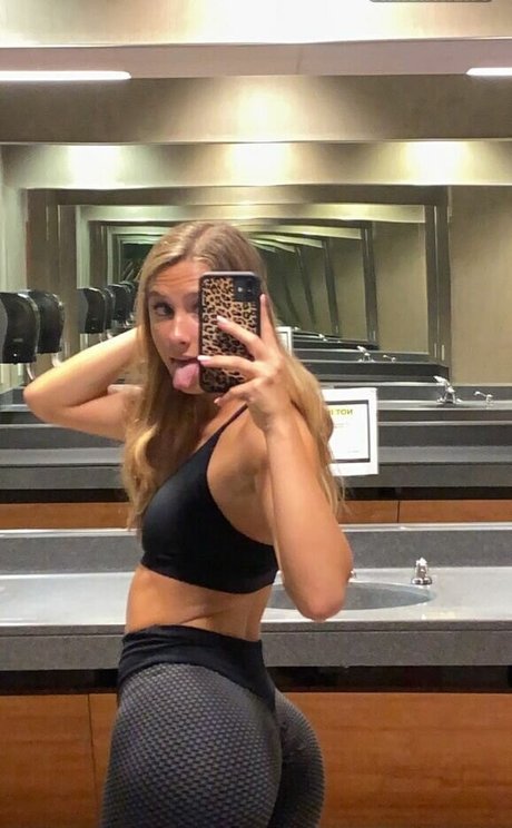 Marianna Orlovsky pretty model pictures