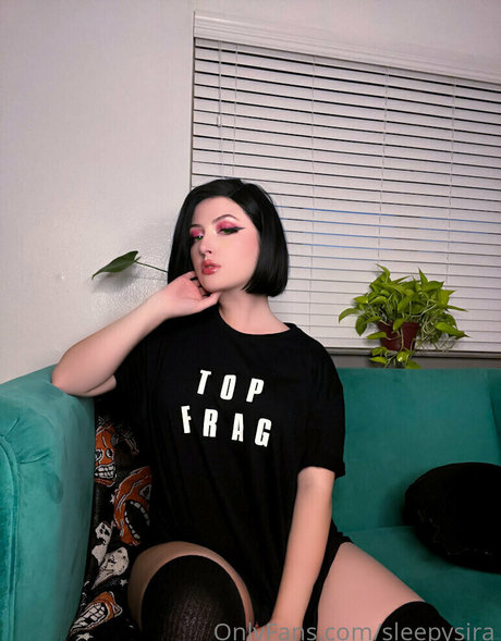 sleepysira pretty model gallery