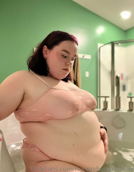 hungryhungrymolly model xxx images