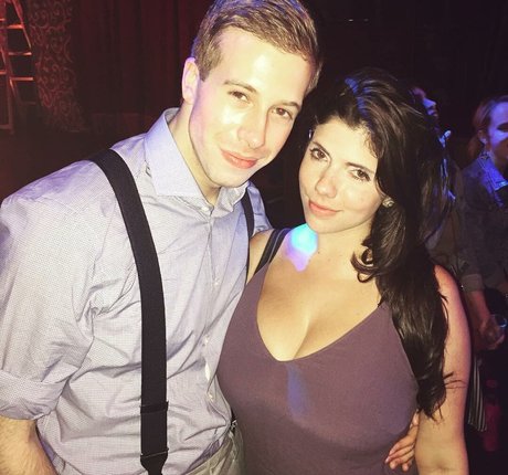 Emily H Barry xxx pornstar archive