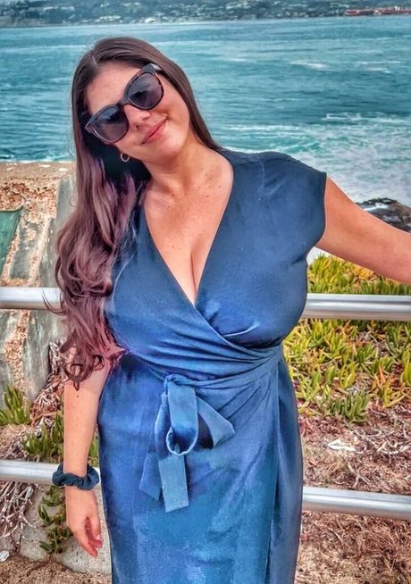 Emily H Barry erotic star images