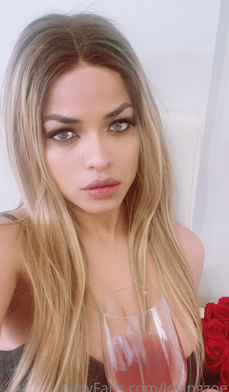 lovingzoe sex pornstar pictures