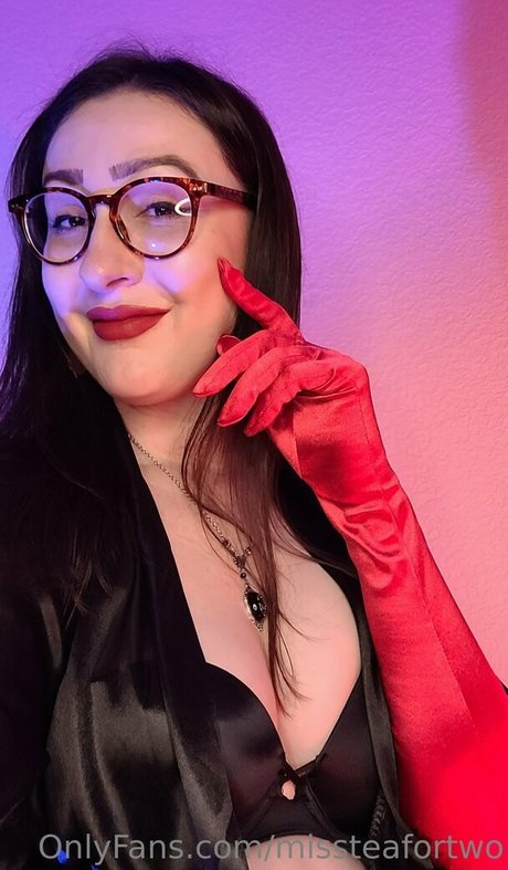 missteaasmr art model pic