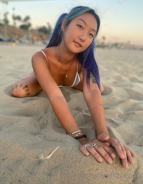 lizziepark hd actress images