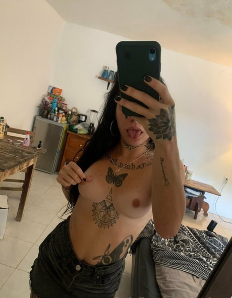 Carolina Guemes free star picture