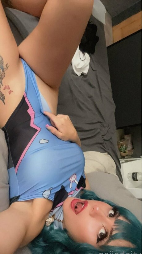 naiifree model hot photos