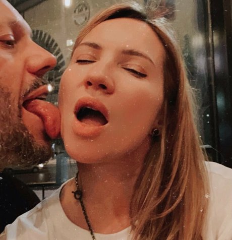 veronicasilesto model top gallery