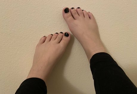 Goddess Ray hot pornstar pics