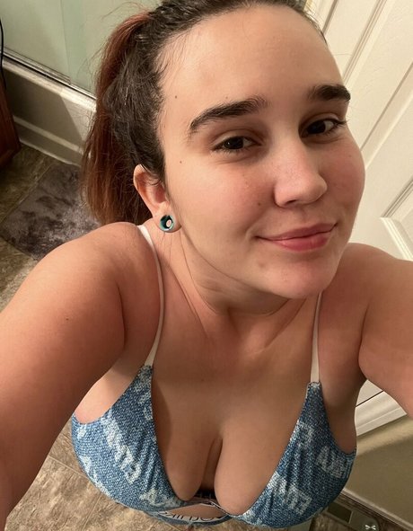 Goddess Ray art actress archive