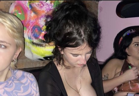 Alice S erotic model galleries