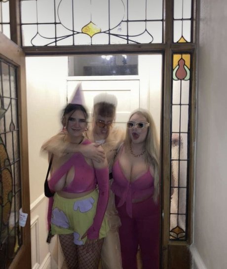 Alice S erotic star picture