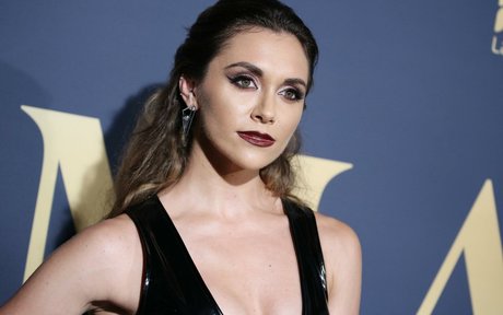 Alyson Stoner pretty star photos