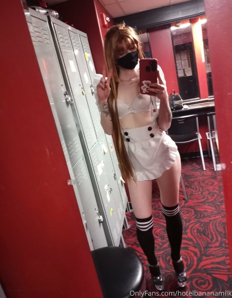 hotelbananamilk art pornstar pic