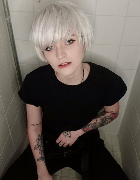 hotelbananamilk pretty pornstar img