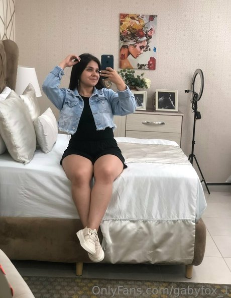 gabyfox 1 star high quality picture