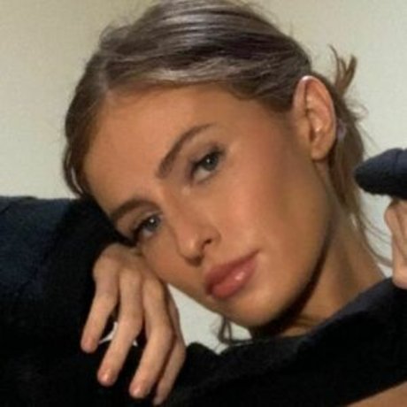 FlGirlOnline star exclusive image