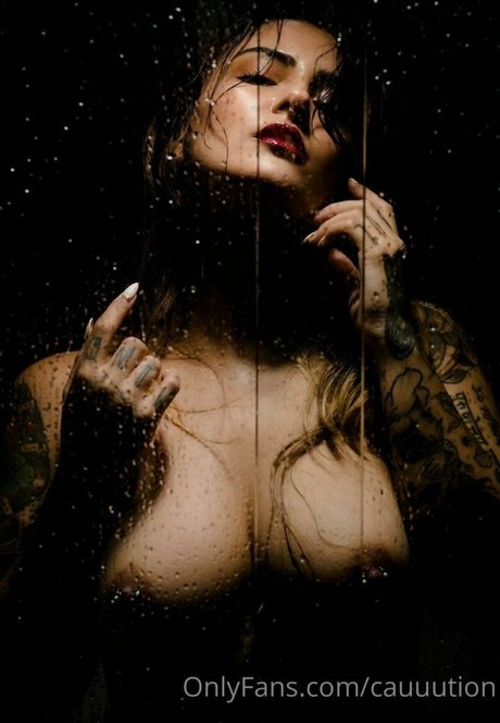 Cauuution art model picture