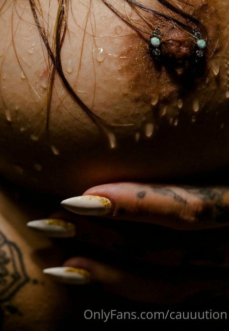 Cauuution model exclusive images