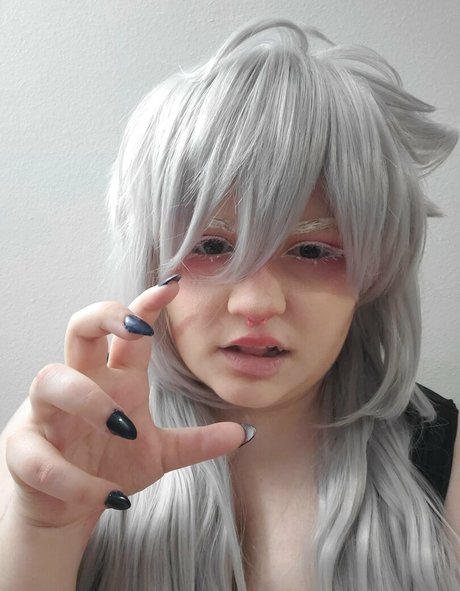 awoo exe exclusive model photo