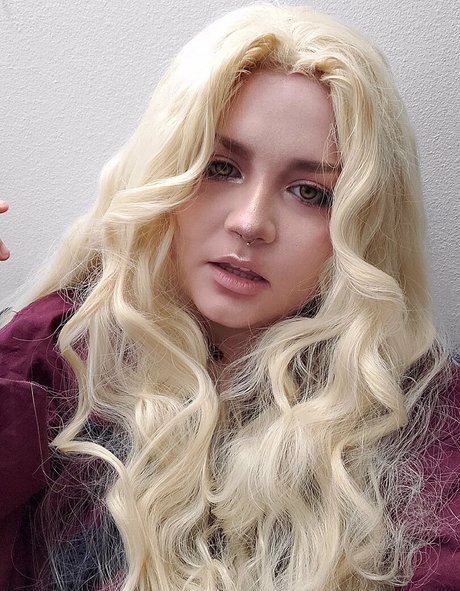 awoo exe art model galleries