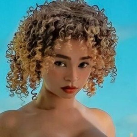 Kiara Peachy model sex galleries