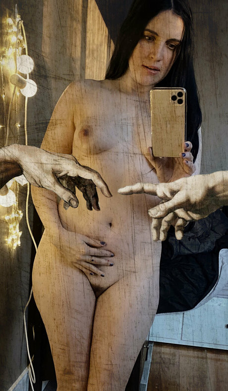 davisonvideo model nudes pic