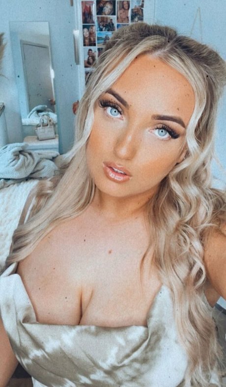 Olivia D nice model pics