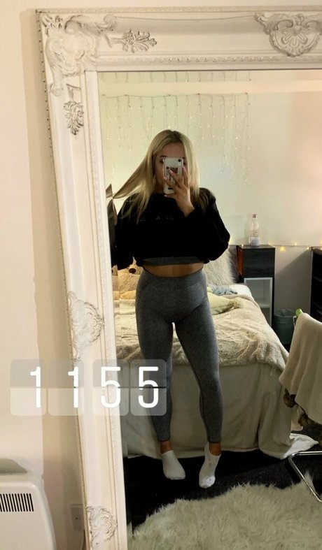 Olivia D high quality star image