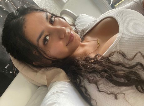 Candelaria naked actress photos