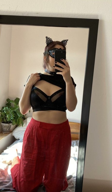 Lunafern perfect model picture