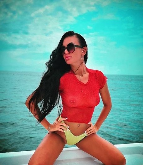 Thibisova star free pic