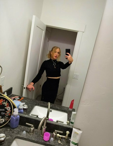 dahliainbloom1 nice model archive