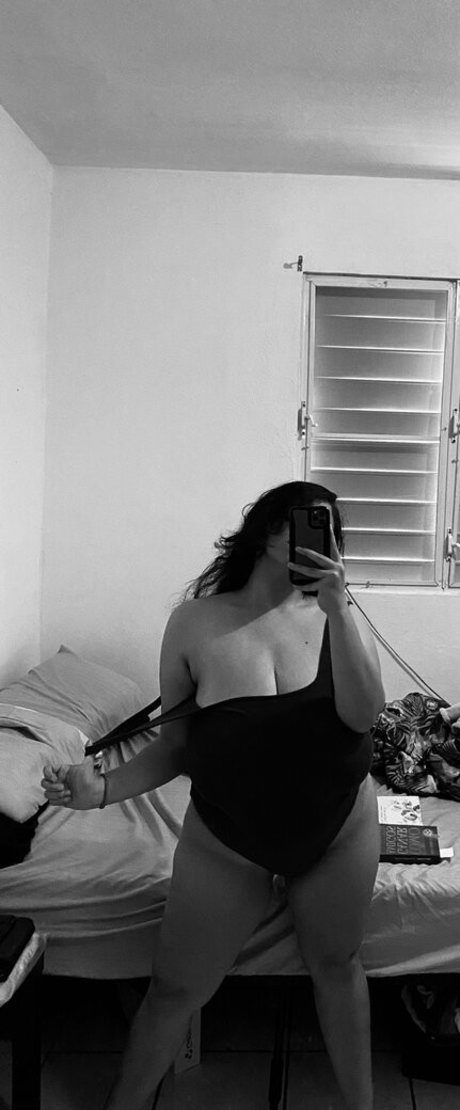 miladie perfect pornstar img