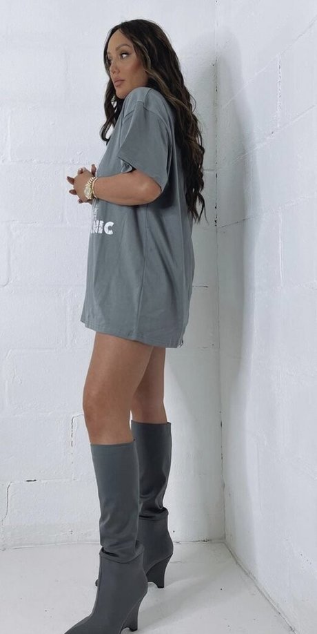 Charlotte Crosby star erotic image