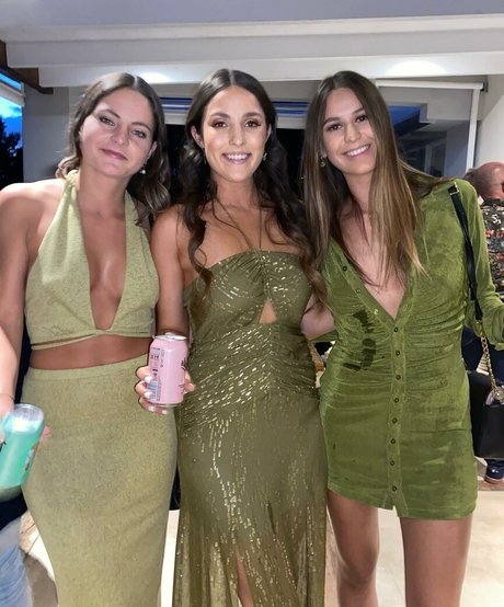 Amber Lee Lockhart pretty actress image