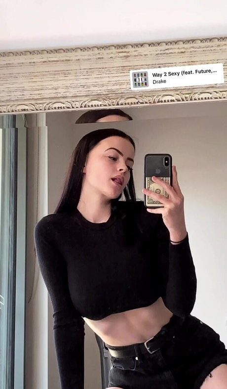 Carolyn Marcinkus star archive