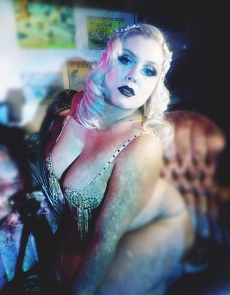 getyourbitsout exclusive model galleries