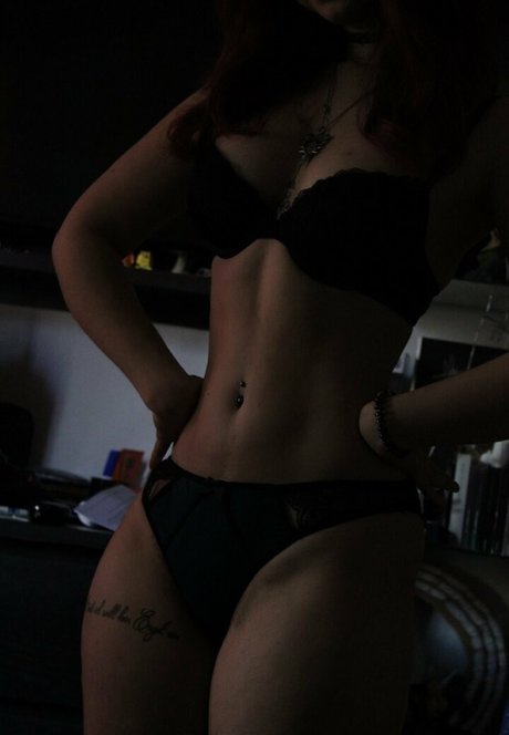 celialindermann model adult picture