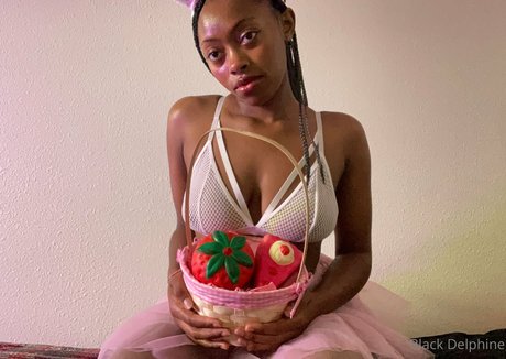 blackdelphine profile pic