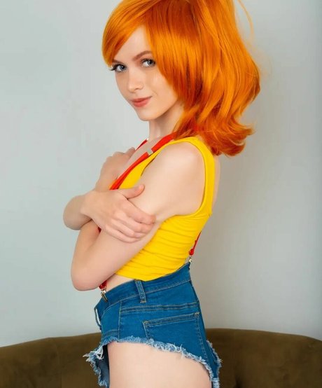 MoonLadyTay hd pornstar photo