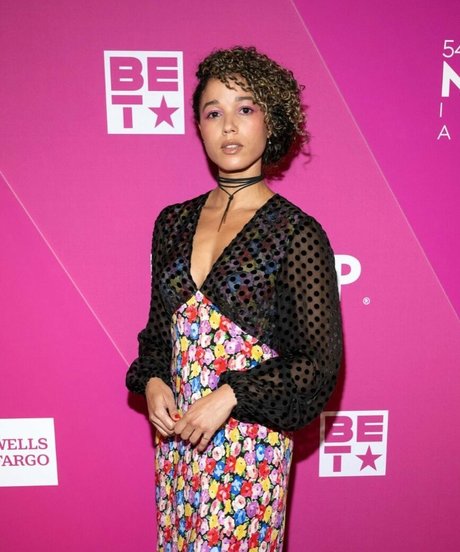 Alisha Wainwright model porn pics