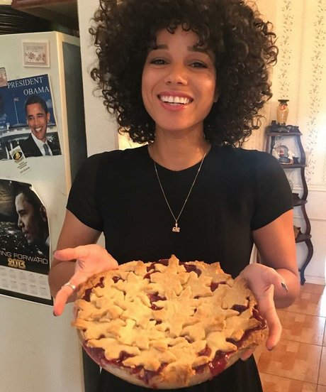 Alisha Wainwright star hd galleries