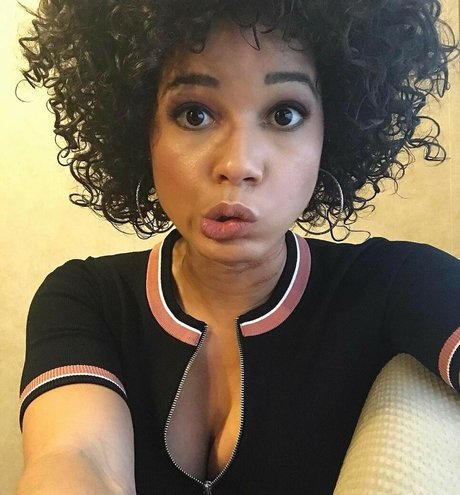 Alisha Wainwright nice star pictures